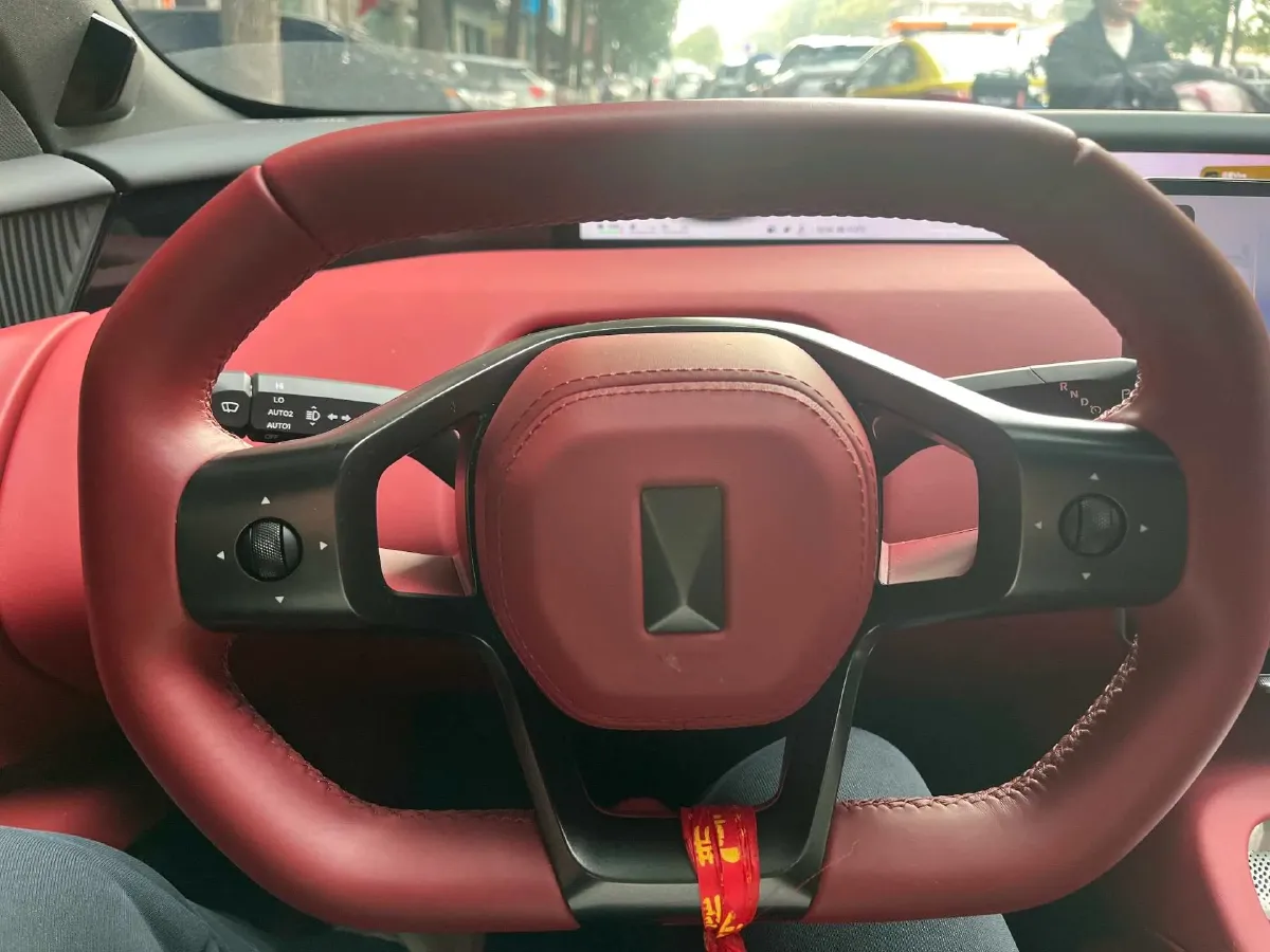 2025 Avatr 12 1.5T 156HP L4 REEV 39.05KWH,autocango,china used car exporter,china ev exporter,chinese used car exporter,chinese used ev exporter