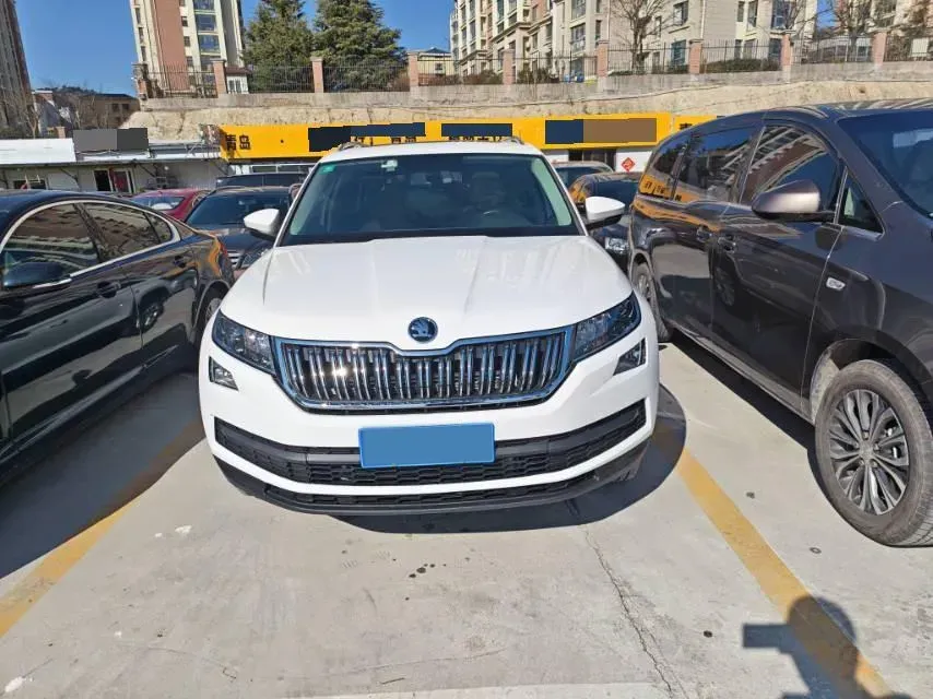 2019 Buick EnvisionPlus 1.5T 169HP L4 7DCT,autocango,china used car exporter,china ev exporter,chinese used car exporter,chinese used ev exporter