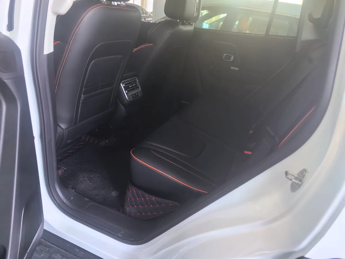 2025 MAXUS XinTu V70 2.0T 150HP L4 9AT,autocango,china used car exporter,china ev exporter,chinese used car exporter,chinese used ev exporter