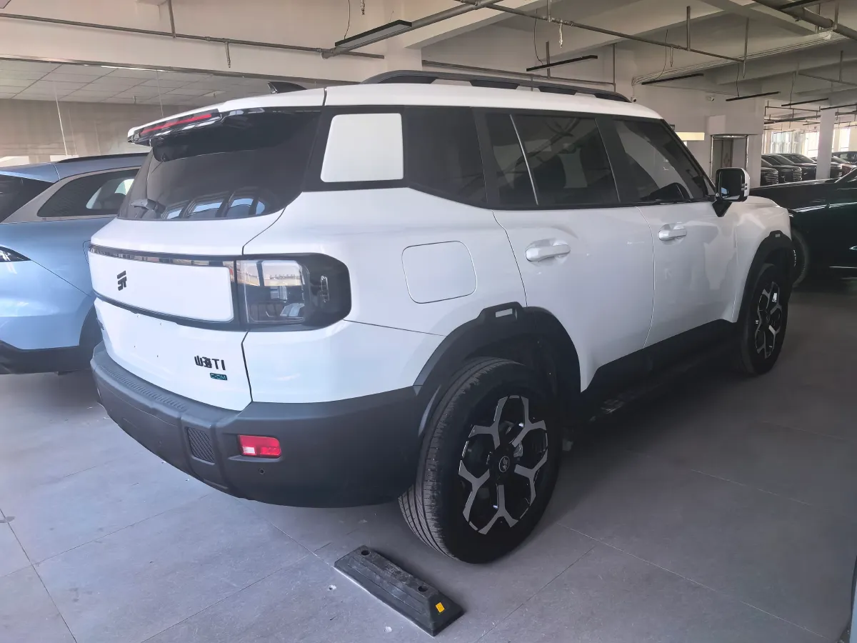 2025 MAXUS XinTu V70 2.0T 150HP L4 9AT,autocango,china used car exporter,china ev exporter,chinese used car exporter,chinese used ev exporter