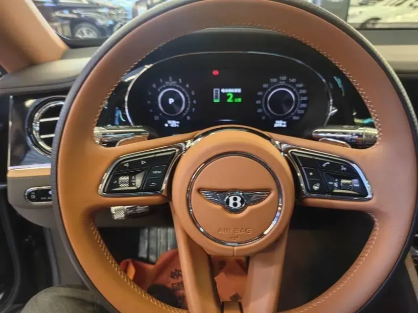 2025 Bentley Flying Spur 4.0T 600HP V8 8DCT PHEV 25.9KWH,autocango,china used car exporter,china ev exporter,chinese used car exporter,chinese used ev exporter