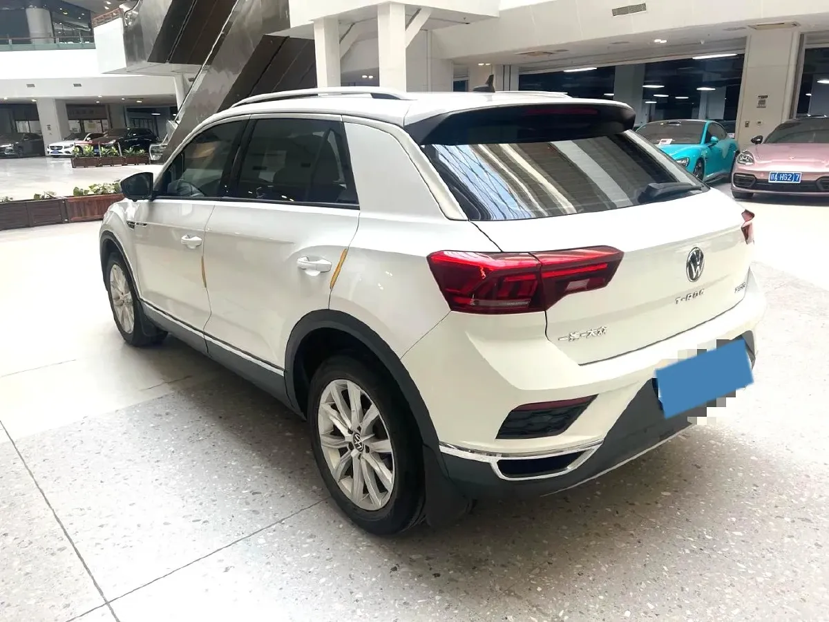 2022 Volkswagen T-Roc 1.4T 150HP L4 7DCT,autocango,china used car exporter,china ev exporter,chinese used car exporter,chinese used ev exporter