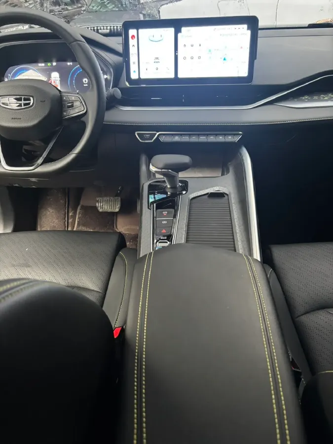 2023 Geely Preface 1.5T 181HP L4 7DCT,autocango,china used car exporter,china ev exporter,chinese used car exporter,chinese used ev exporter