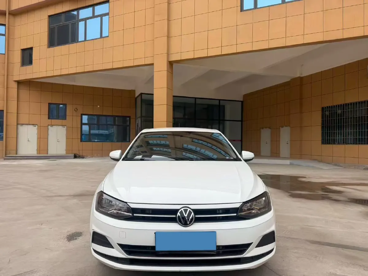 2023 Volkswagen Polo 1.5L 110HP L4 6AT,autocango,china used car exporter,china ev exporter,chinese used car exporter,chinese used ev exporter