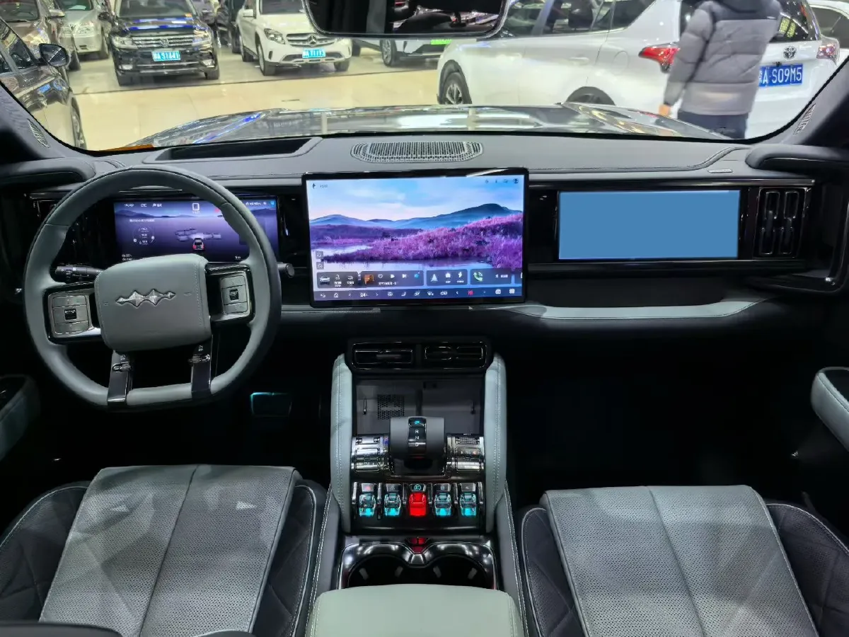 2023 FangChengBao Bao 5 1.5T 194HP L4 E-CVT PHEV 31.8KWH,autocango,china used car exporter,china ev exporter,chinese used car exporter,chinese used ev exporter