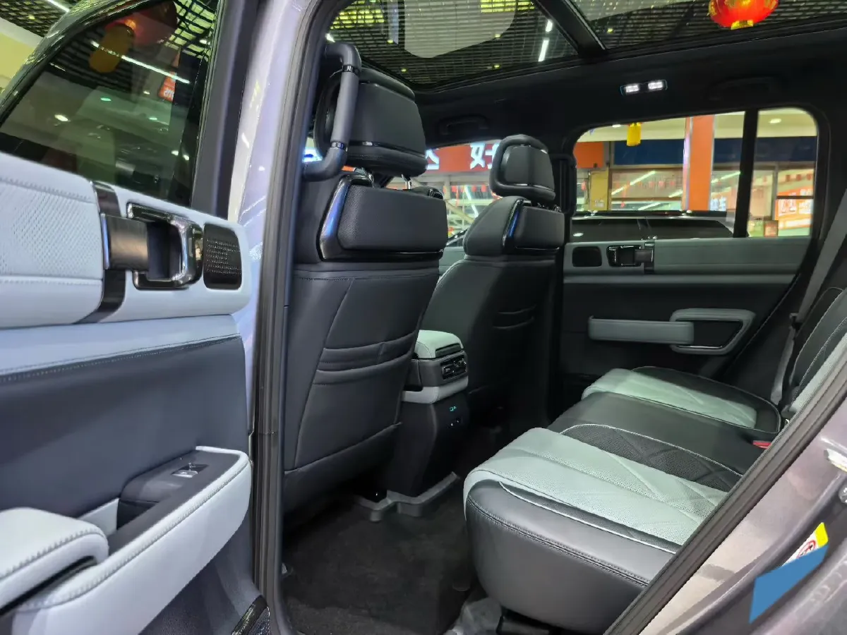 2023 FangChengBao Bao 5 1.5T 194HP L4 E-CVT PHEV 31.8KWH,autocango,china used car exporter,china ev exporter,chinese used car exporter,chinese used ev exporter