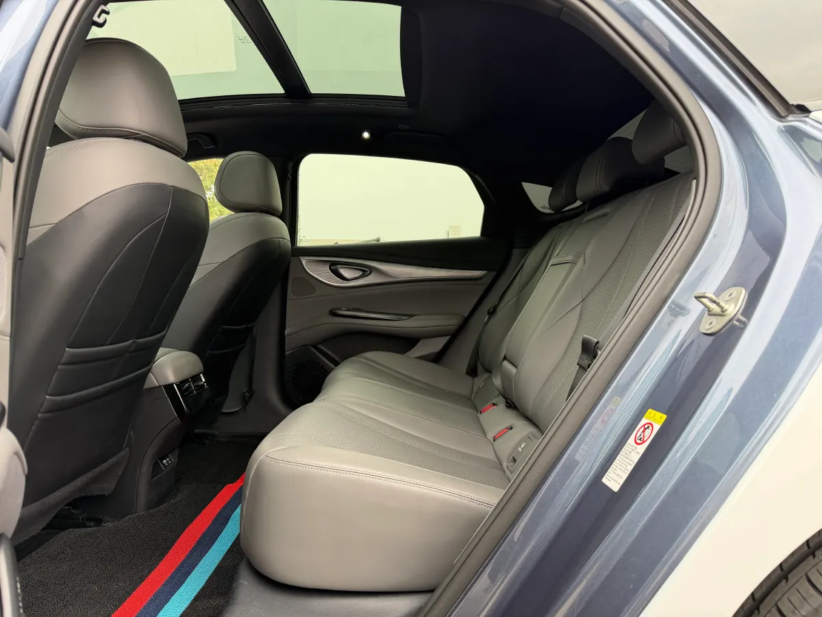 2024 BYD Seal 1.5L 110HP L4 E-CVT PHEV 17.6KWH,autocango,china used car exporter,china ev exporter,chinese used car exporter,chinese used ev exporter