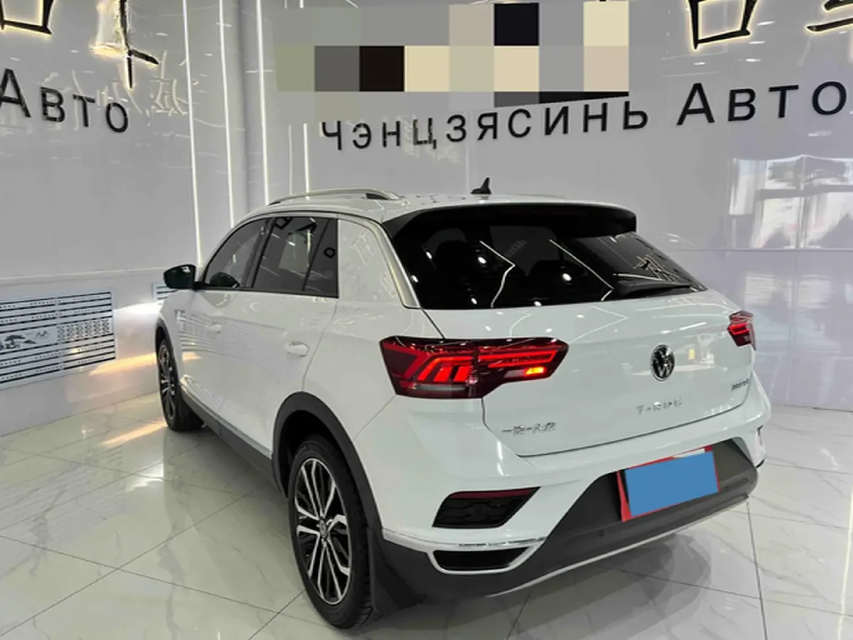2022 Volkswagen T-Roc 1.4T 150HP L4 7DCT,autocango,china used car exporter,china ev exporter,chinese used car exporter,chinese used ev exporter
