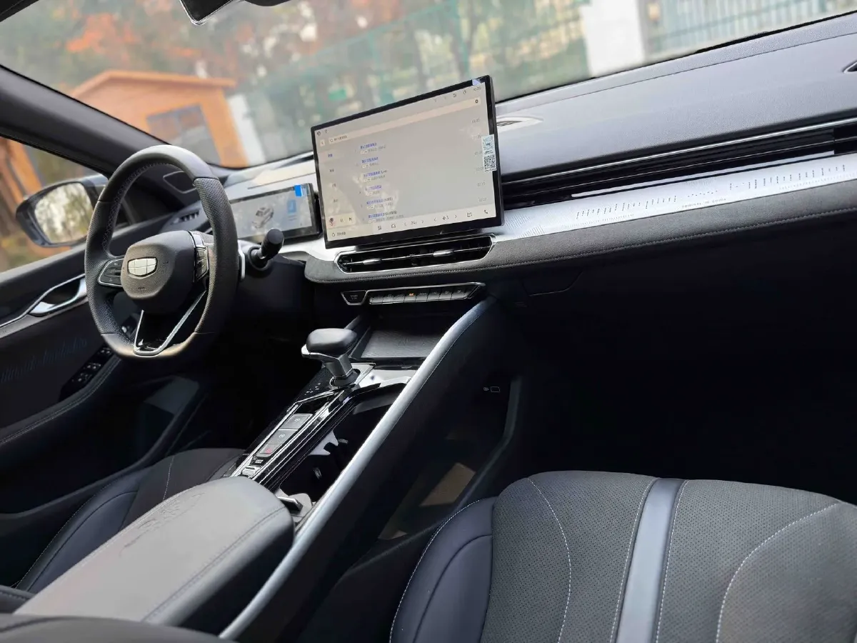 2025 Geely Preface 2.0T 238HP L4 8AT,autocango,china used car exporter,china ev exporter,chinese used car exporter,chinese used ev exporter