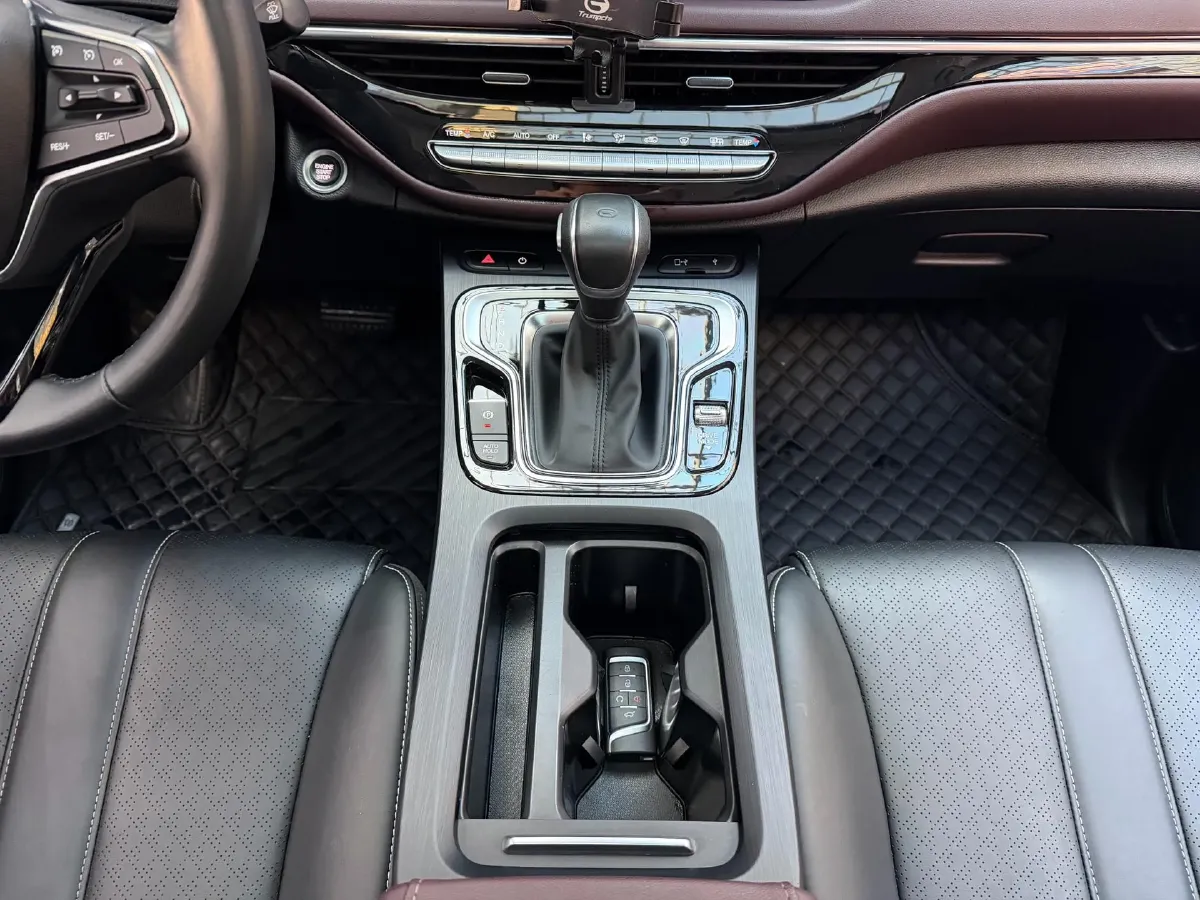 2021 GAC Trumpchi M6 1.5T 169HP L4 7DCT,autocango,china used car exporter,china ev exporter,chinese used car exporter,chinese used ev exporter