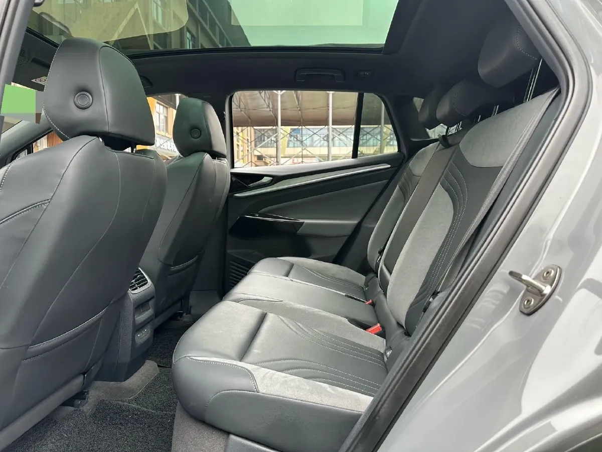 2021 Volkswagen ID.4 Crozz BEV 84.8KWH,autocango,china used car exporter,china ev exporter,chinese used car exporter,chinese used ev exporter