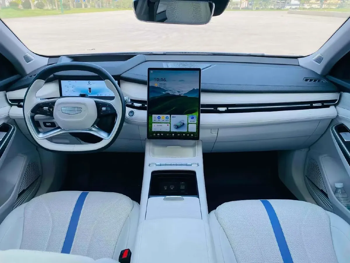 2024 Geely Preface 1.5T 163HP L4 3DHT Hybrid,autocango,china used car exporter,china ev exporter,chinese used car exporter,chinese used ev exporter