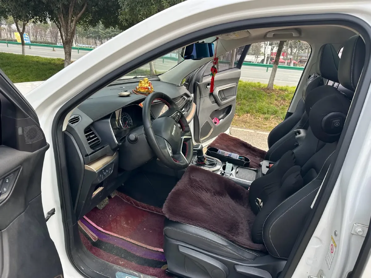 2019 Haval H6 1.5T 169HP L4 7DCT,autocango,china used car exporter,china ev exporter,chinese used car exporter,chinese used ev exporter