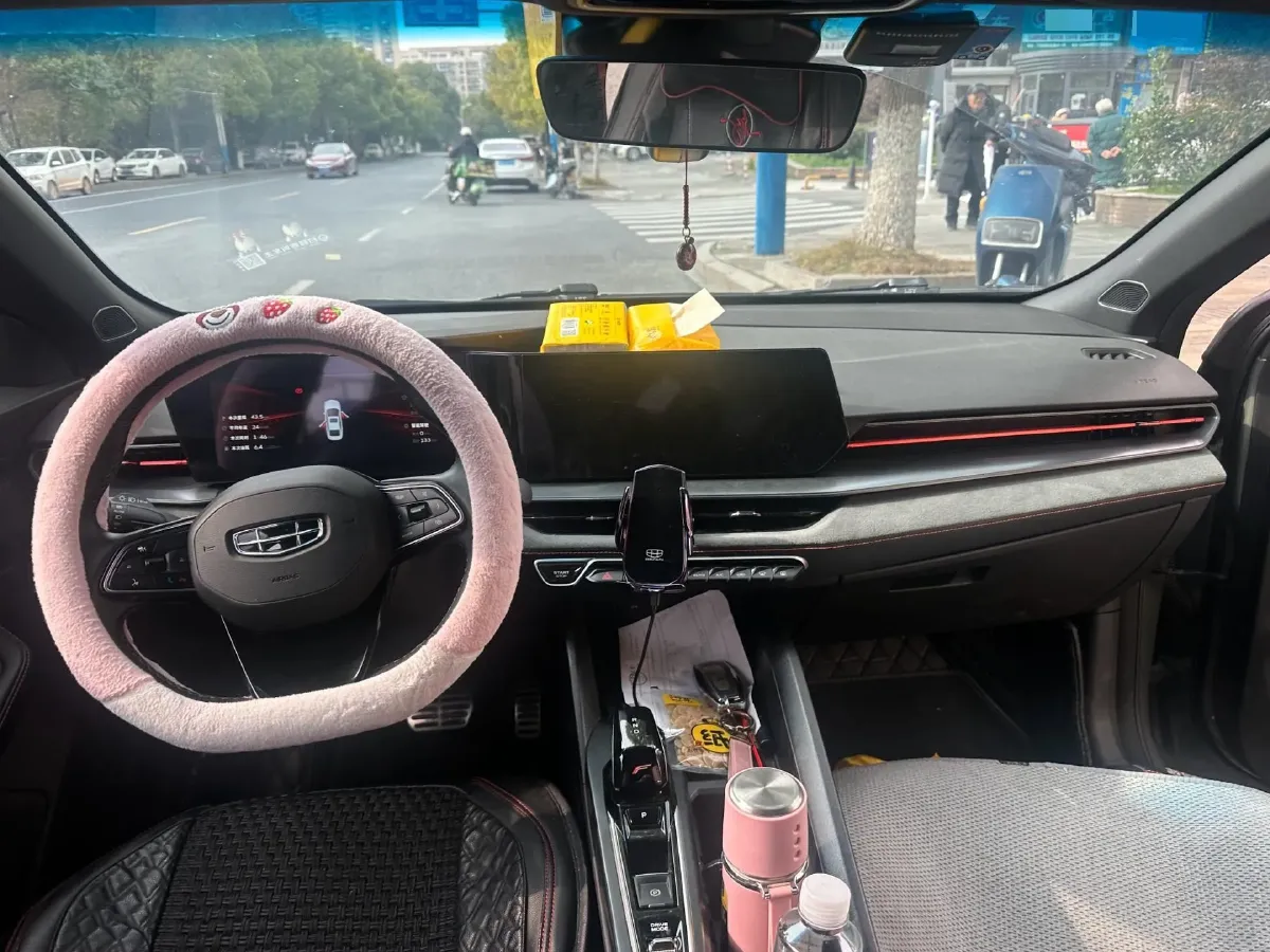 2022 Geely Binray 1.5T 181HP L4 7DCT,autocango,china used car exporter,china ev exporter,chinese used car exporter,chinese used ev exporter