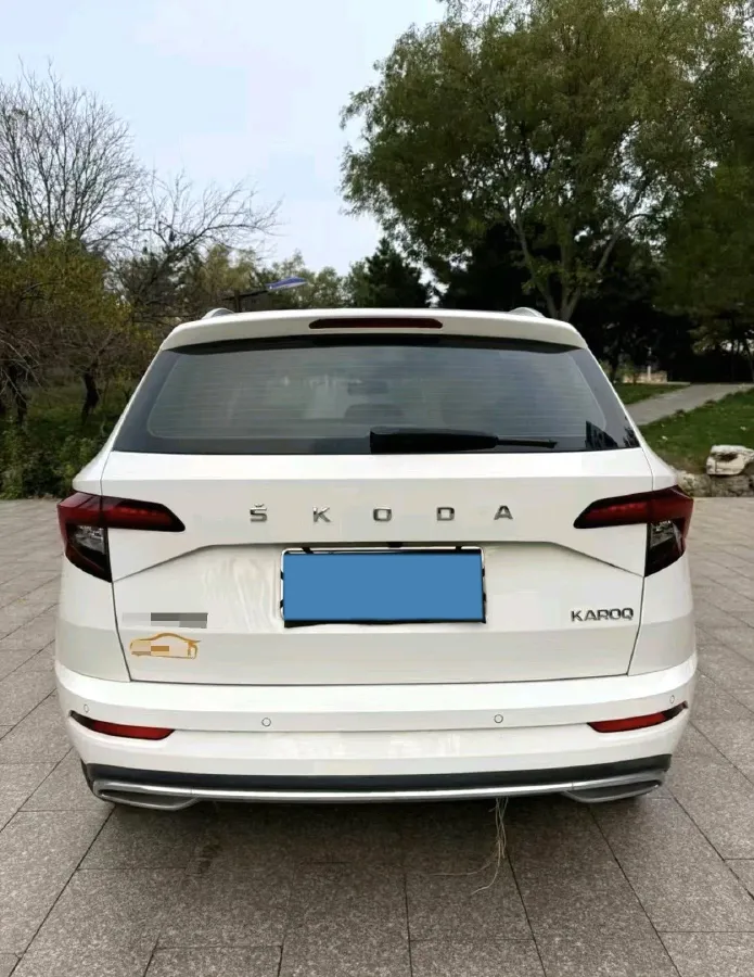 2021 Skoda Karoq 1.4T 150HP L4 7DCT,autocango,china used car exporter,china ev exporter,chinese used car exporter,chinese used ev exporter