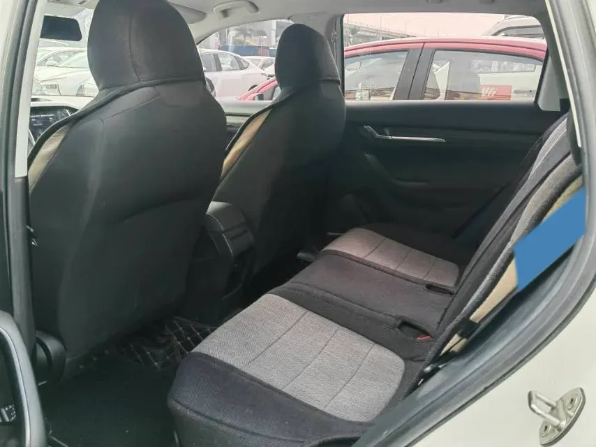 2020 Skoda Kamiq 1.5L 112HP L4 6AT,autocango,china used car exporter,china ev exporter,chinese used car exporter,chinese used ev exporter