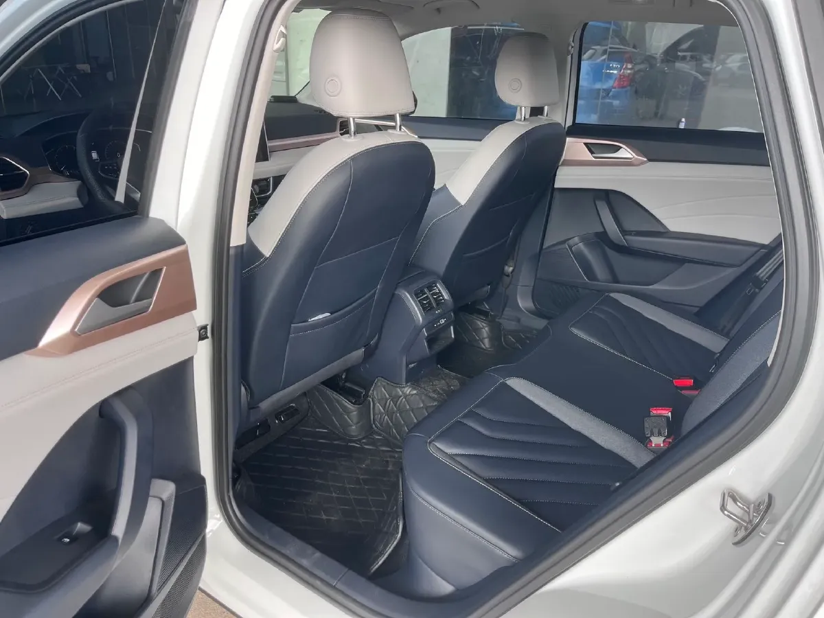 2023 Volkswagen Tharu 1.5T 160HP L4 7DCT,autocango,china used car exporter,china ev exporter,chinese used car exporter,chinese used ev exporter