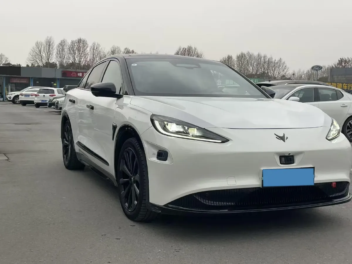 2022 ARCFOX αS BEV 74.5KWH,autocango,china used car exporter,china ev exporter,chinese used car exporter,chinese used ev exporter