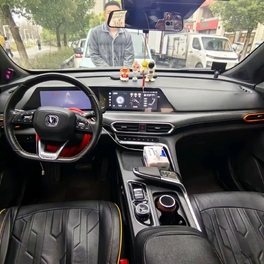 2022 ChangAn UNI-T 1.5T 188HP L4 7DCT,autocango,china used car exporter,china ev exporter,chinese used car exporter,chinese used ev exporter