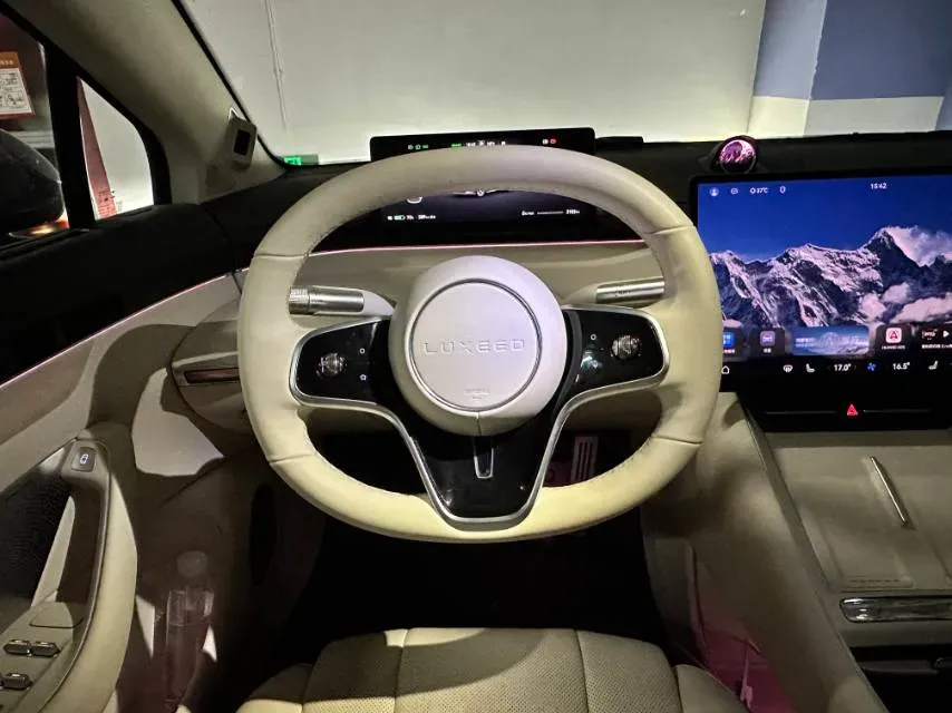 2024 Luxeed S7 BEV 82KWH,autocango,china used car exporter,china ev exporter,chinese used car exporter,chinese used ev exporter