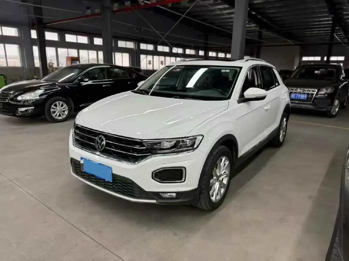 2022 Volkswagen T-Roc 1.4T 150HP L4 7DCT,autocango,china used car exporter,china ev exporter,chinese used car exporter,chinese used ev exporter