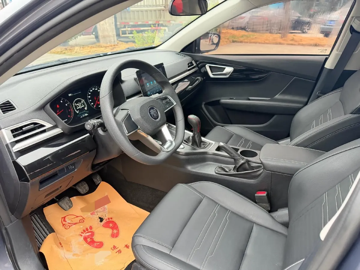 2019 BYD Qin 1.5L 109HP L4 5MT,autocango,china used car exporter,china ev exporter,chinese used car exporter,chinese used ev exporter