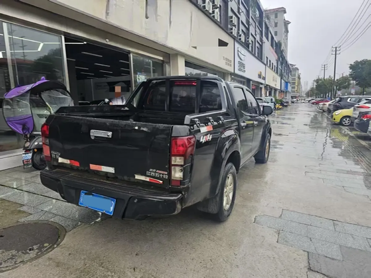 2020 Isuzu LingTuo 2.5T 150HP L4 6AT,autocango,china used car exporter,china ev exporter,chinese used car exporter,chinese used ev exporter