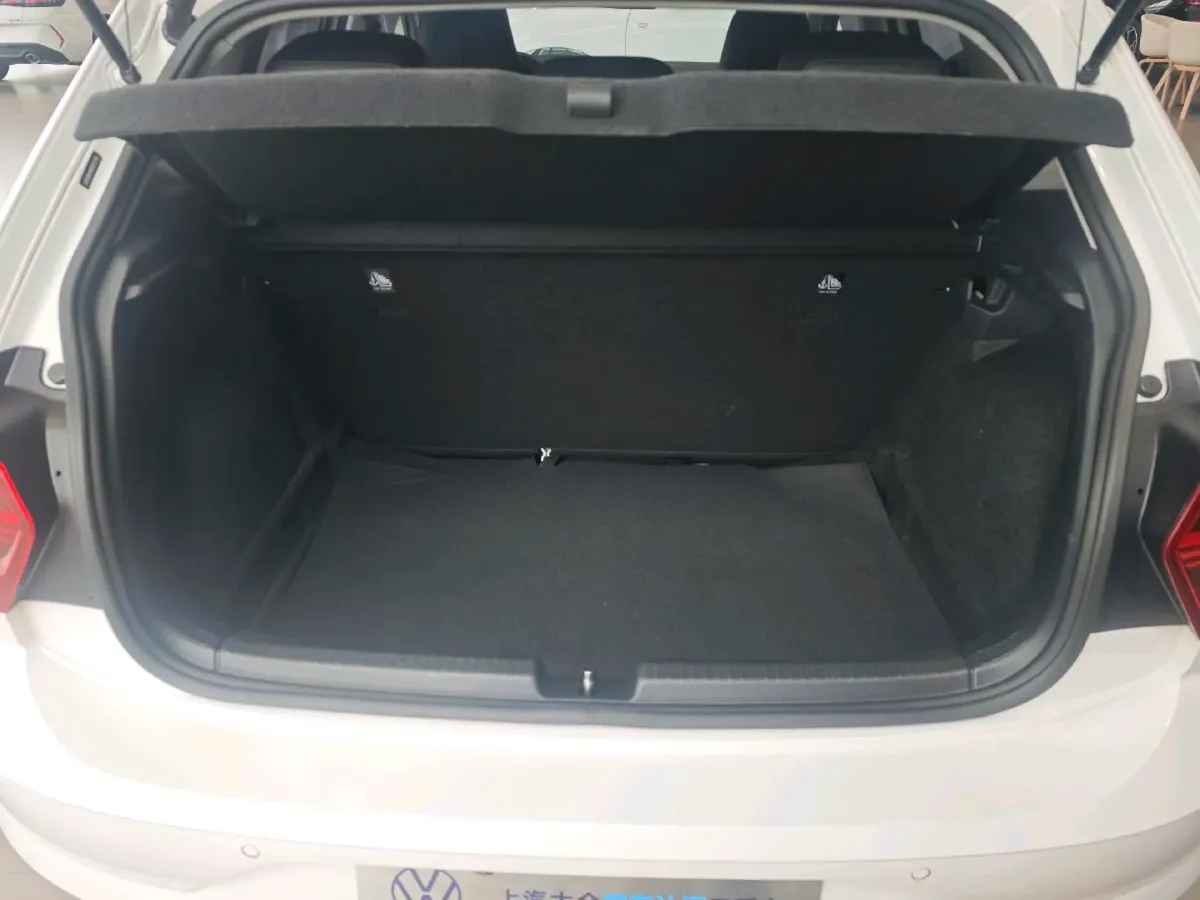 2023 Volkswagen Polo 1.5L 113HP L4 6AT,autocango,china used car exporter,china ev exporter,chinese used car exporter,chinese used ev exporter