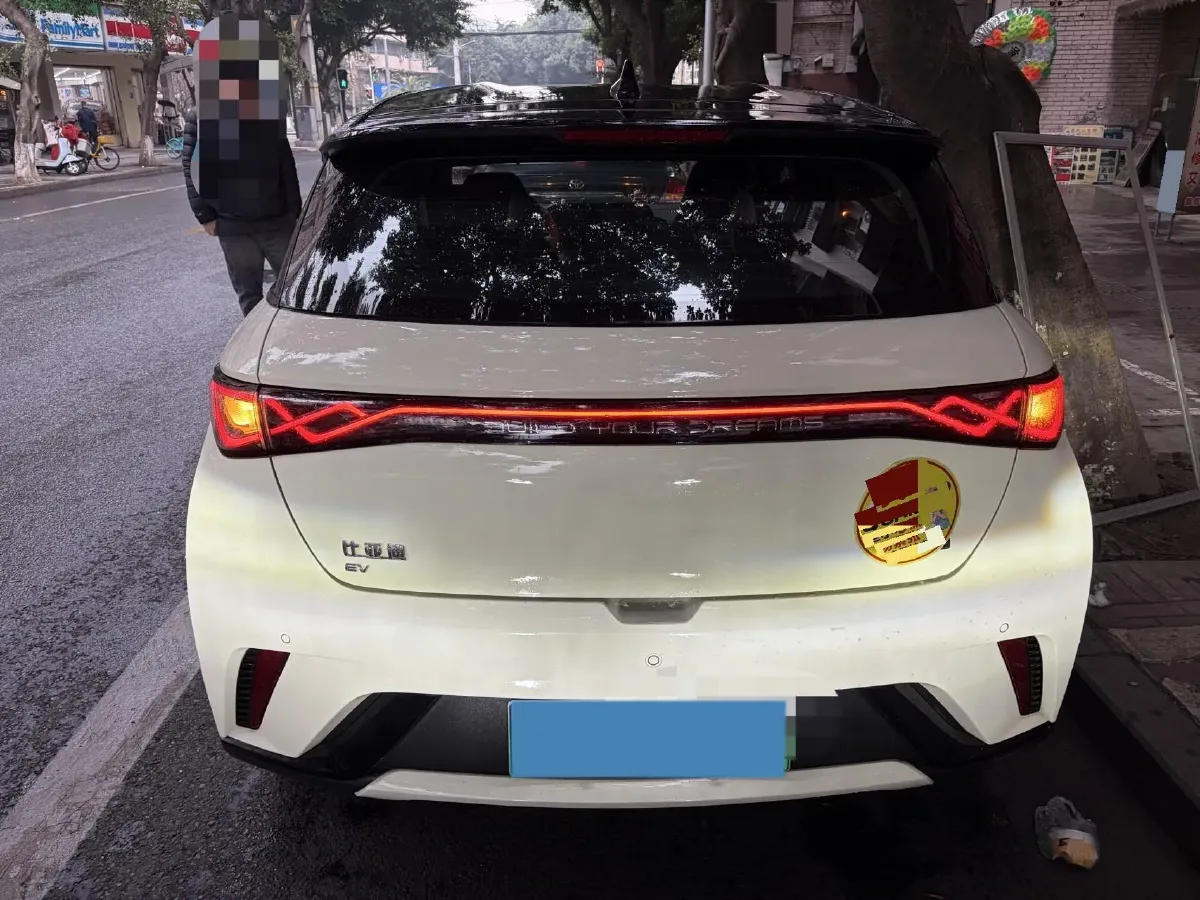 2021 Ford Escort 1.5L 122HP L3 6AT,autocango,china used car exporter,china ev exporter,chinese used car exporter,chinese used ev exporter