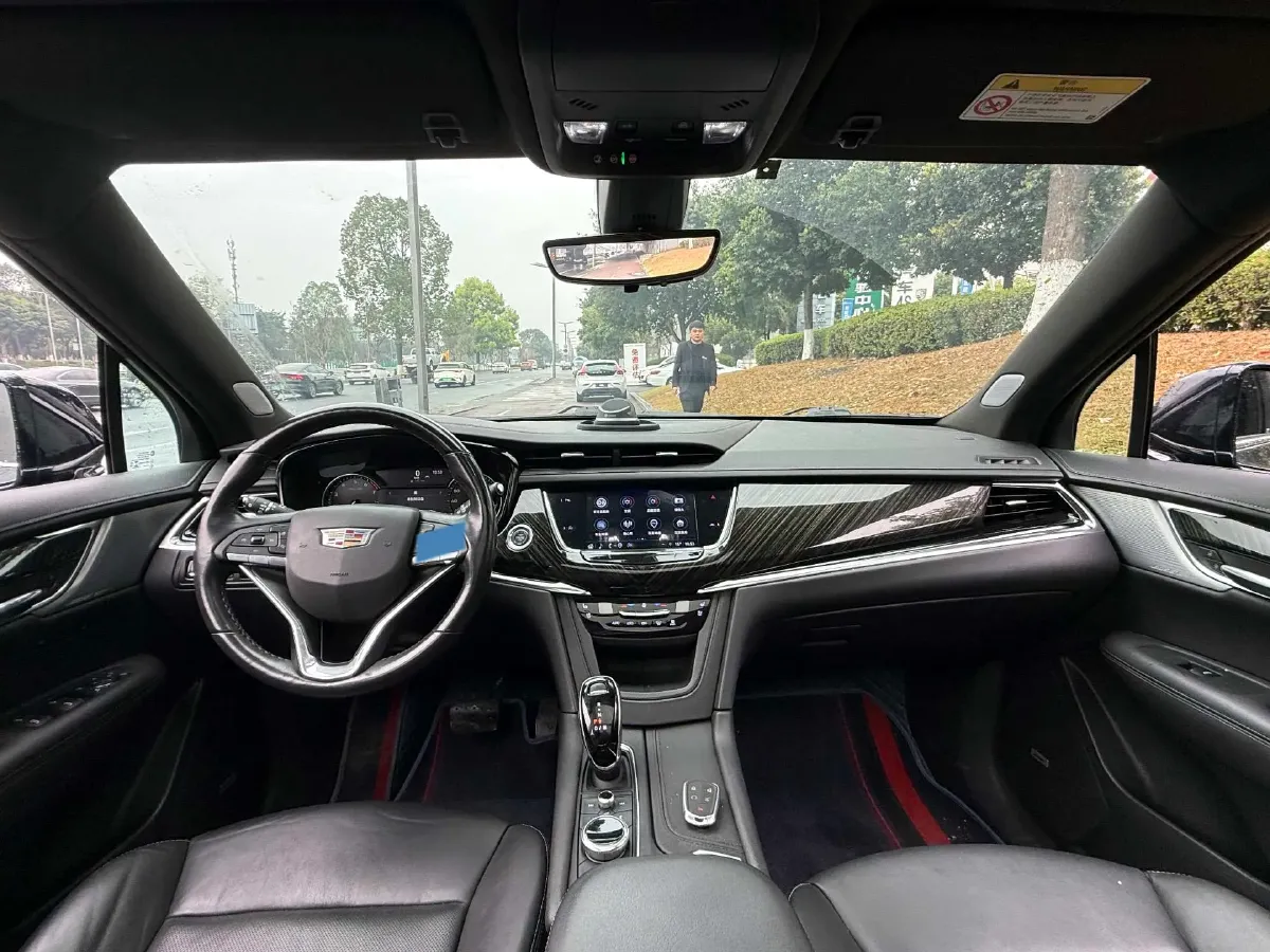 2022 Cadillac XT6 2.0T 237HP L4 9AT,autocango,china used car exporter,china ev exporter,chinese used car exporter,chinese used ev exporter