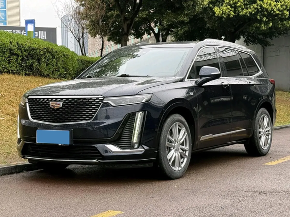 2022 Cadillac XT6 2.0T 237HP L4 9AT,autocango,china used car exporter,china ev exporter,chinese used car exporter,chinese used ev exporter