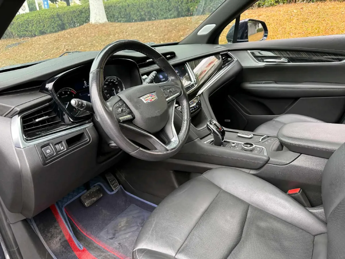 2022 Cadillac XT6 2.0T 237HP L4 9AT,autocango,china used car exporter,china ev exporter,chinese used car exporter,chinese used ev exporter