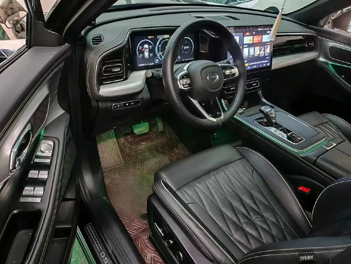 2022 GAC Trumpchi GS8 2.0T 252HP L4 8AT,autocango,china used car exporter,china ev exporter,chinese used car exporter,chinese used ev exporter