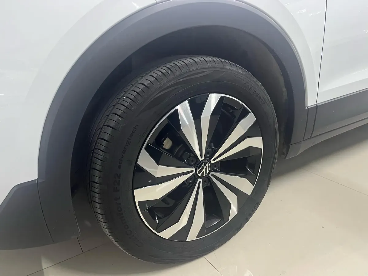 2025 Volkswagen Tharu 1.5L 110HP L4 6AT,autocango,china used car exporter,china ev exporter,chinese used car exporter,chinese used ev exporter