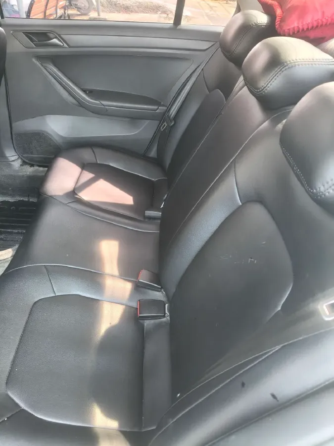 2021 Jetta VA3 1.5L 112HP L4 5MT,autocango,china used car exporter,china ev exporter,chinese used car exporter,chinese used ev exporter