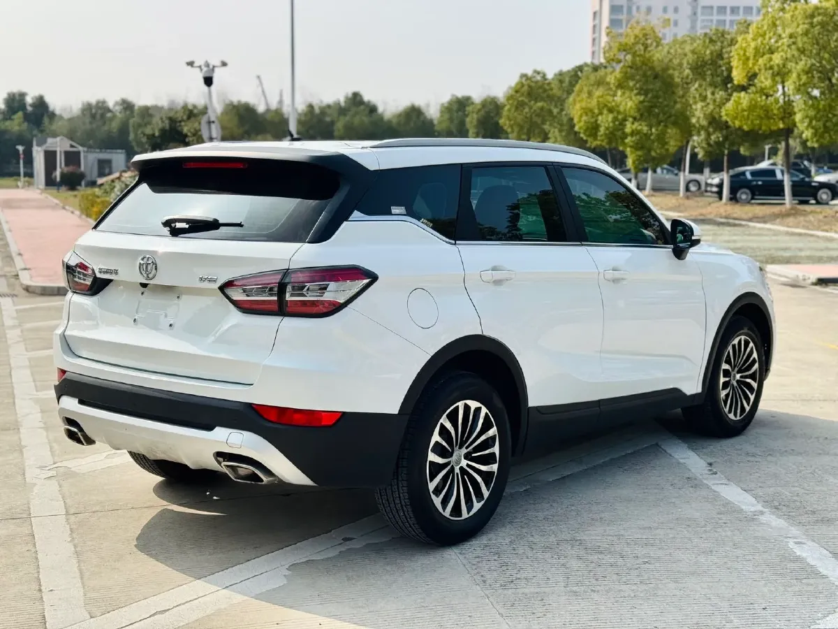 2018 Brilliance Auto V6 1.5T 150HP L4 6MT,autocango,china used car exporter,china ev exporter,chinese used car exporter,chinese used ev exporter
