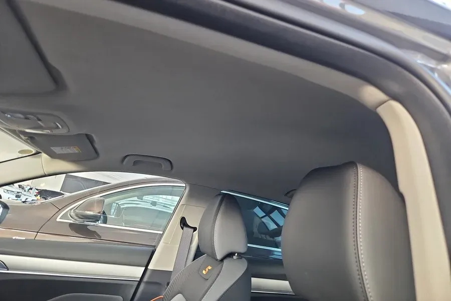 2024 Geely Coolray 1.5T 181HP L4 7DCT,autocango,china used car exporter,china ev exporter,chinese used car exporter,chinese used ev exporter