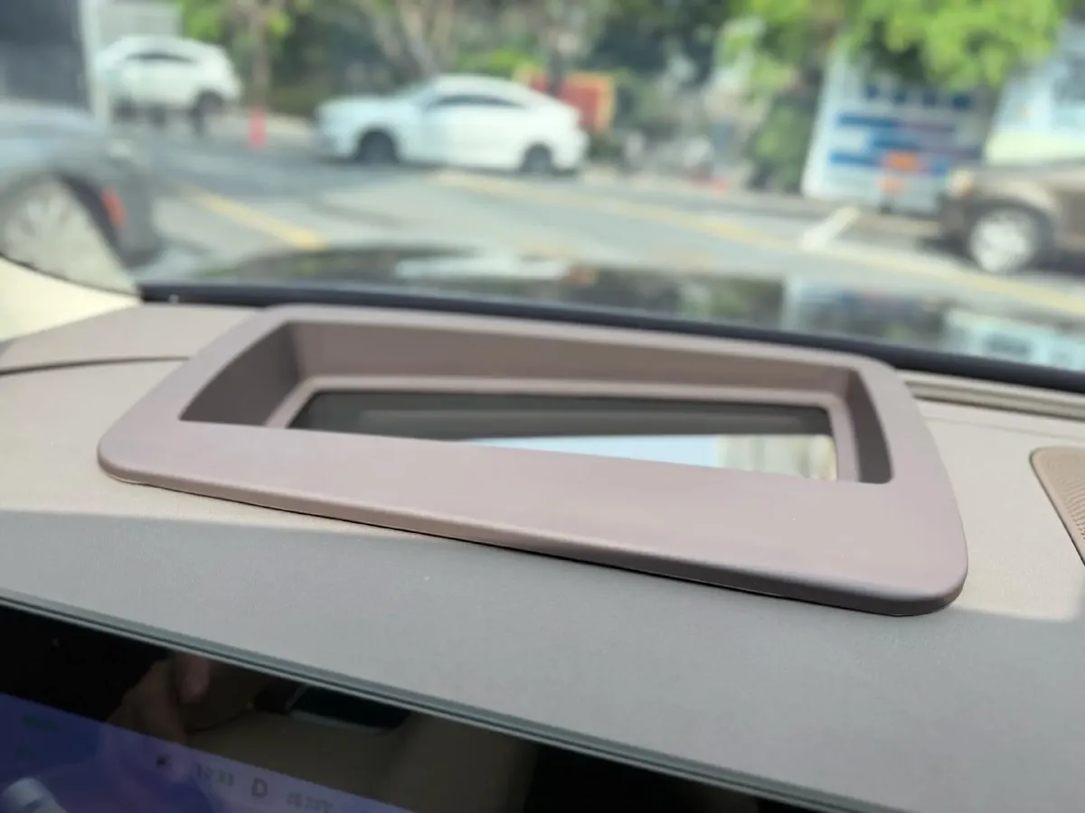 2025 AITO AITO M9 REEV 160HP REEV 52KWH,autocango,china used car exporter,china ev exporter,chinese used car exporter,chinese used ev exporter