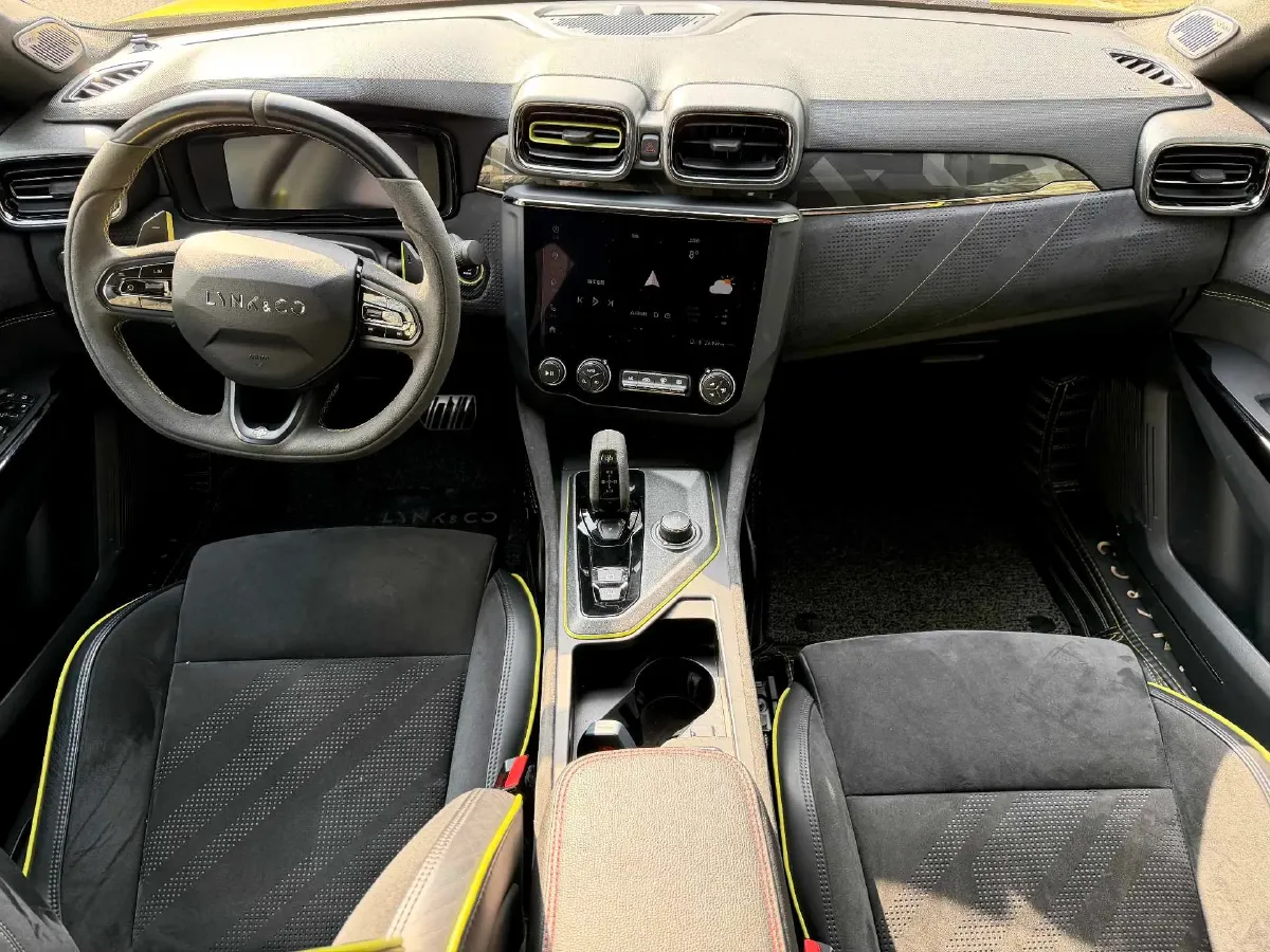 2019 LYNK&CO 03 2.0T 254HP L4 8AT,autocango,china used car exporter,china ev exporter,chinese used car exporter,chinese used ev exporter