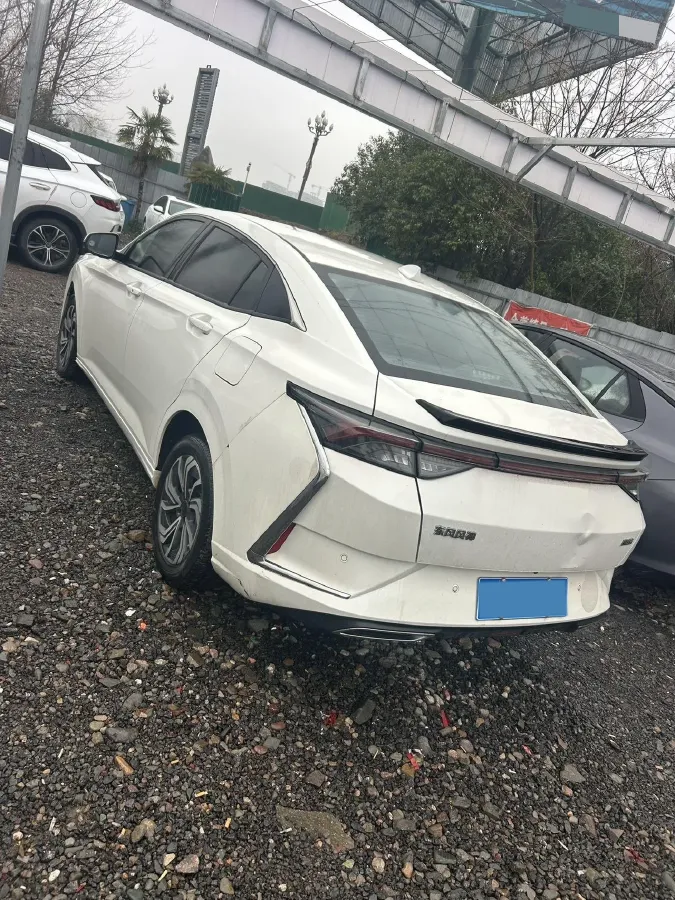 2021 DongFeng Aeolus YiXuan 1.5T 150HP L4 6DCT,autocango,china used car exporter,china ev exporter,chinese used car exporter,chinese used ev exporter