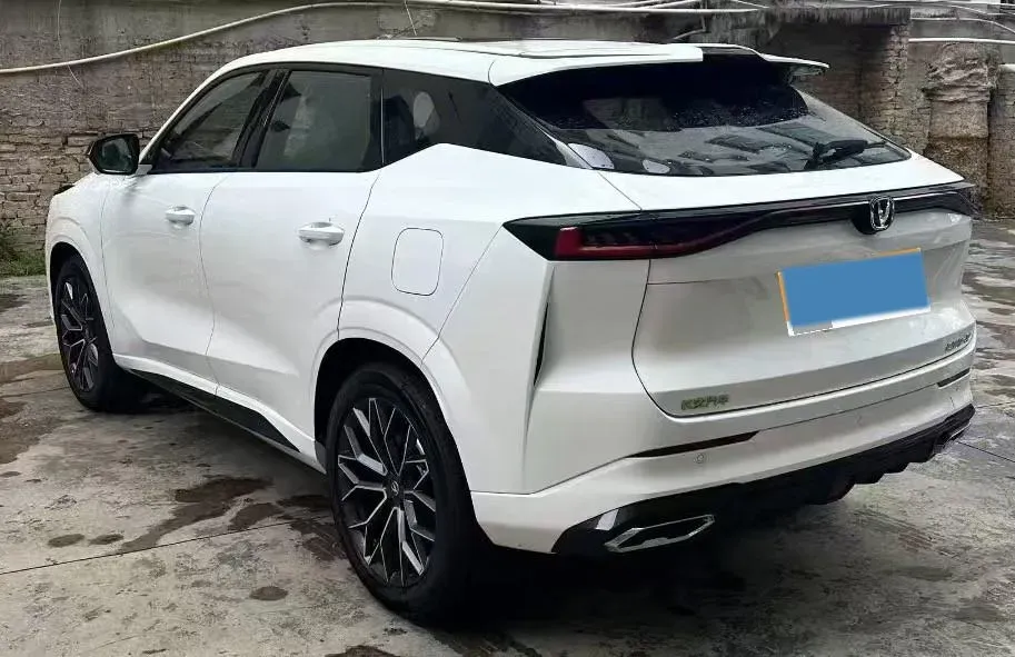 2025 ChangAn UNI-Z 1.5T 188HP L4 7DCT,autocango,china used car exporter,china ev exporter,chinese used car exporter,chinese used ev exporter