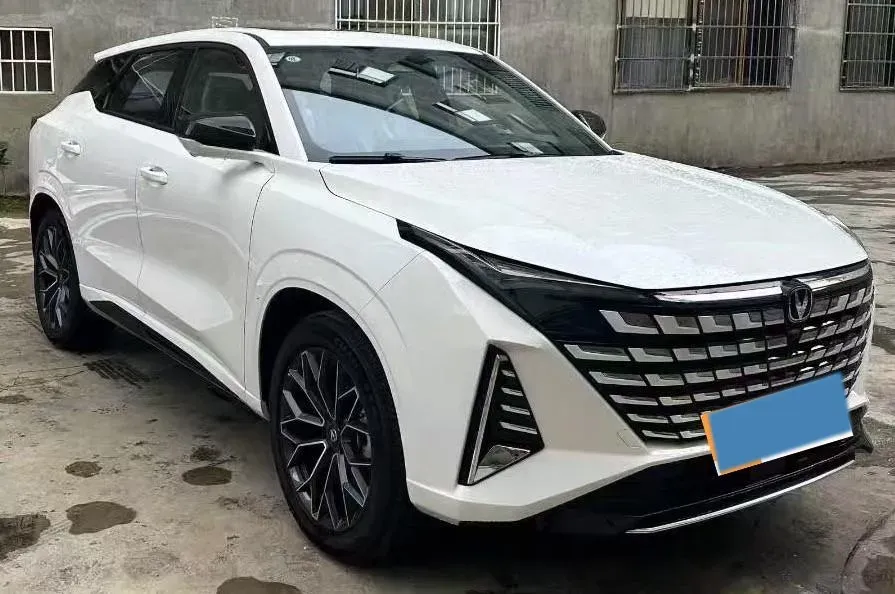 2025 ChangAn UNI-Z 1.5T 188HP L4 7DCT,autocango,china used car exporter,china ev exporter,chinese used car exporter,chinese used ev exporter