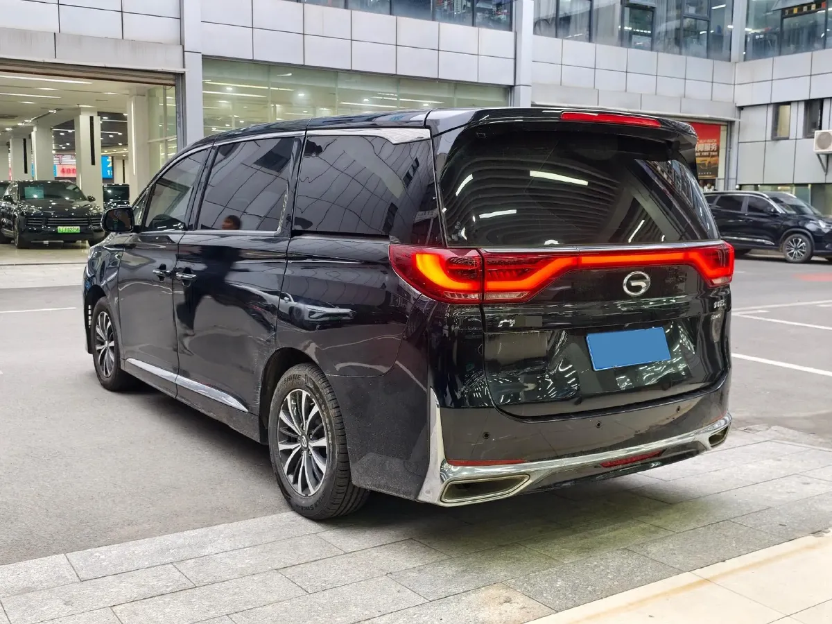 2021 GAC Trumpchi M8 2.0T 252HP L4 8AT,autocango,china used car exporter,china ev exporter,chinese used car exporter,chinese used ev exporter