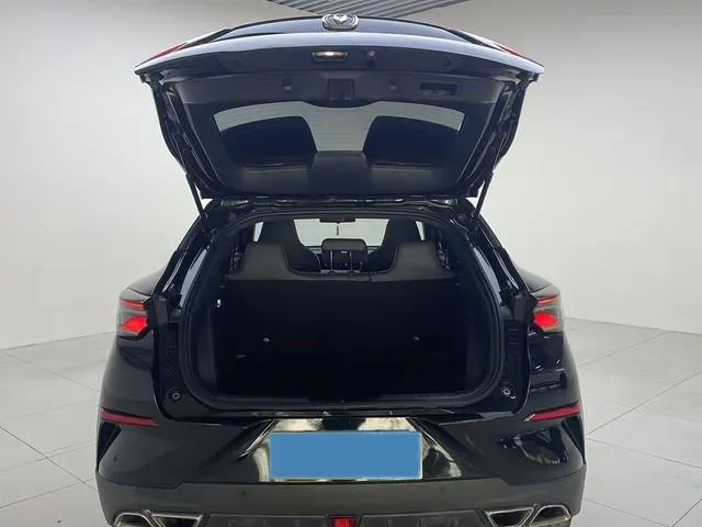 2020 ChangAn UNI-T 1.5T 180HP L4 7DCT,autocango,china used car exporter,china ev exporter,chinese used car exporter,chinese used ev exporter