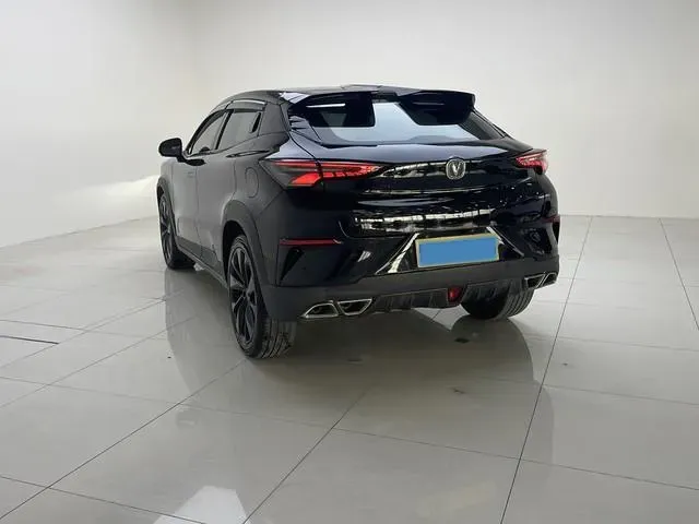 2020 ChangAn UNI-T 1.5T 180HP L4 7DCT,autocango,china used car exporter,china ev exporter,chinese used car exporter,chinese used ev exporter