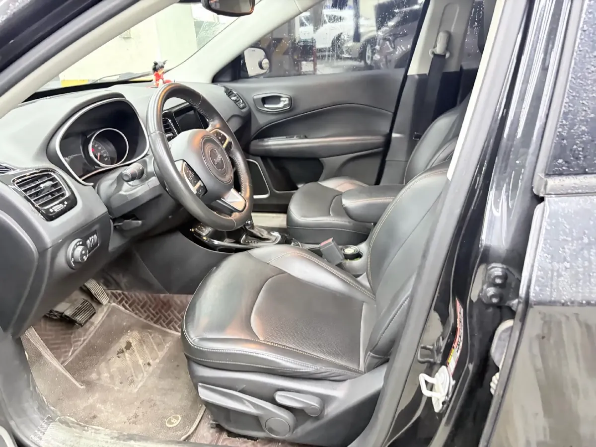 2020 Jeep Compass 1.3T 173HP L4 7DCT,autocango,china used car exporter,china ev exporter,chinese used car exporter,chinese used ev exporter