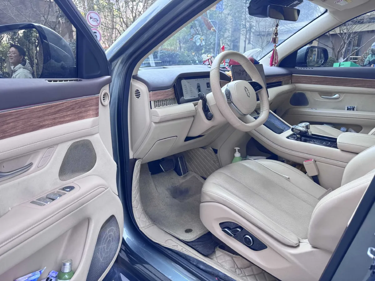 2024 AITO AITO M7 1.5T 152HP L4 REEV 40KWH,autocango,china used car exporter,china ev exporter,chinese used car exporter,chinese used ev exporter