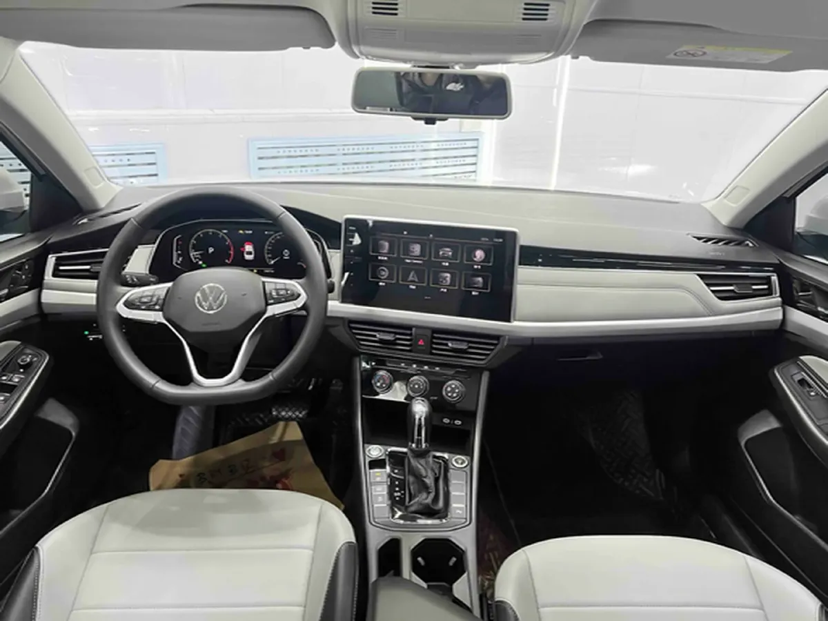 2023 Volkswagen Bora 1.2T 116HP L4 7DCT,autocango,china used car exporter,china ev exporter,chinese used car exporter,chinese used ev exporter