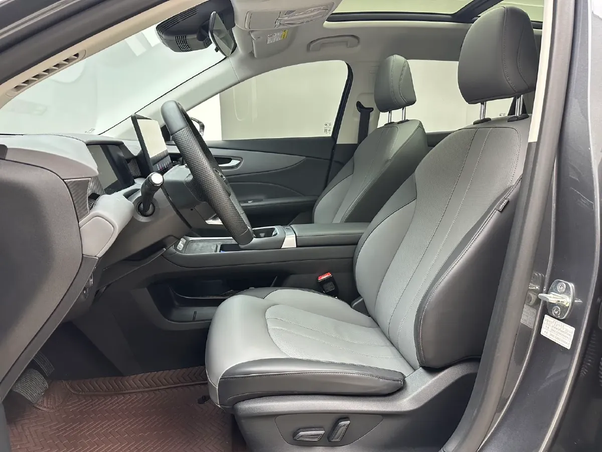 2025 MG MG ES5 BEV 62.2KWH,autocango,china used car exporter,china ev exporter,chinese used car exporter,chinese used ev exporter