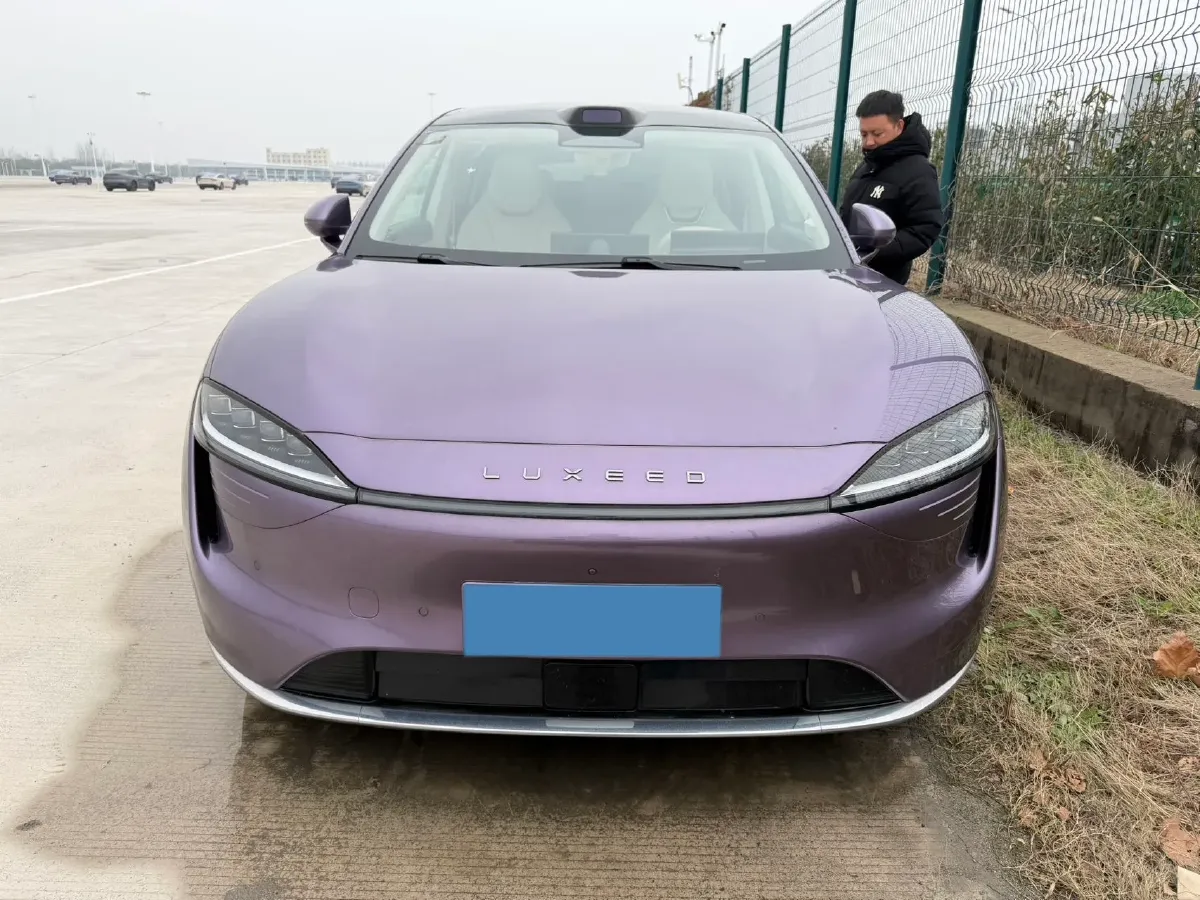2025 Luxeed R7 REEV 156HP REEV 37KWH,autocango,china used car exporter,china ev exporter,chinese used car exporter,chinese used ev exporter